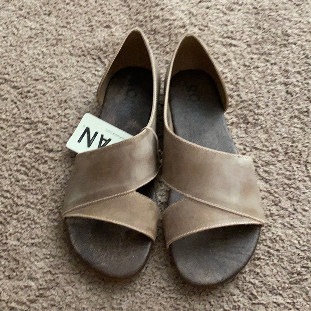 Roan sandals
